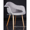 Modern Plastic chair with wooden legs 1560d